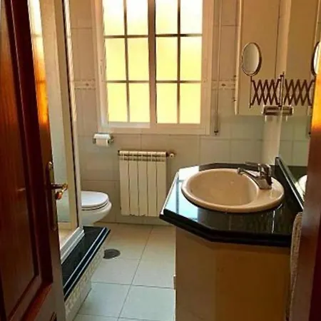 Galihost - Casa Con Piscina A 100 Metros De La Playa, En * Санхенхо