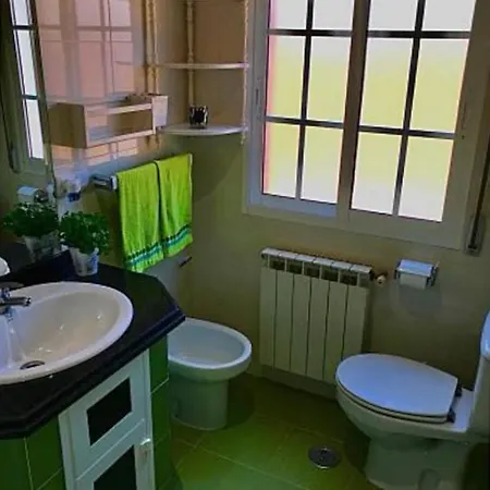 Galihost - Casa Con Piscina A 100 Metros De La Playa, En Санхенхо