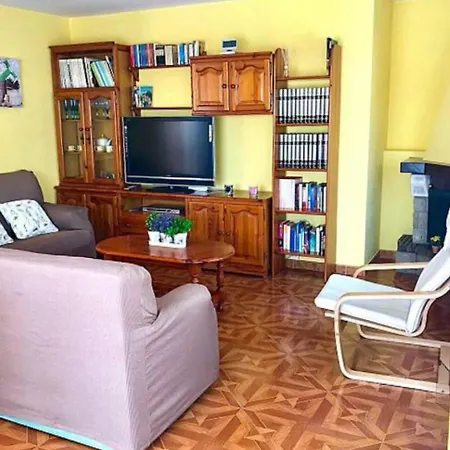 Galihost - Casa Con Piscina A 100 Metros De La Playa, En *